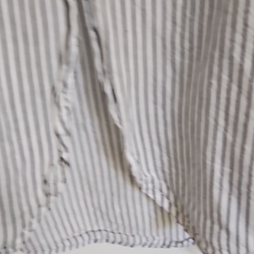 Max Studio Gray Ruffled Buttoned Blouse - image 4